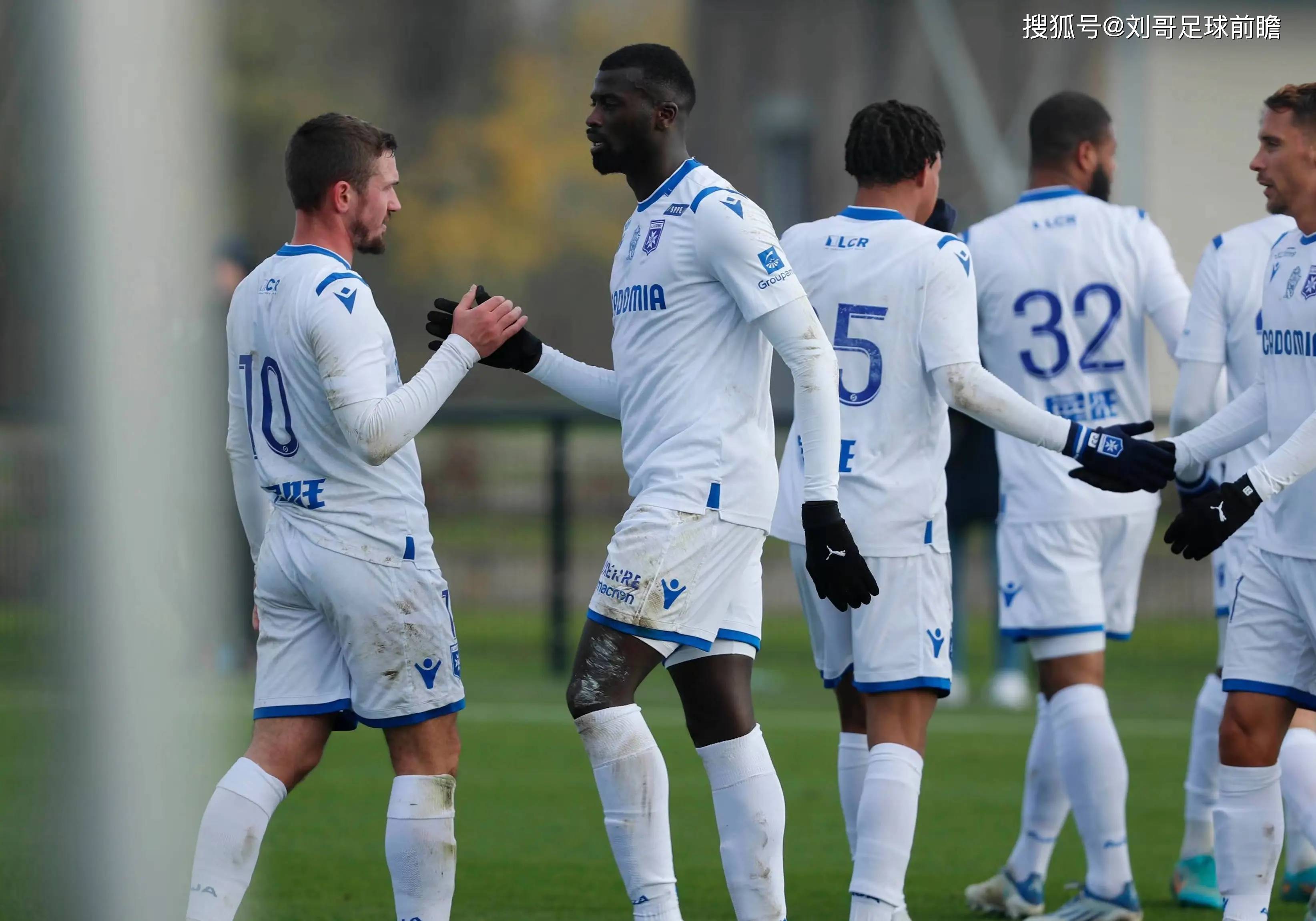 托利主场战平巴黎FC，连续保持不败