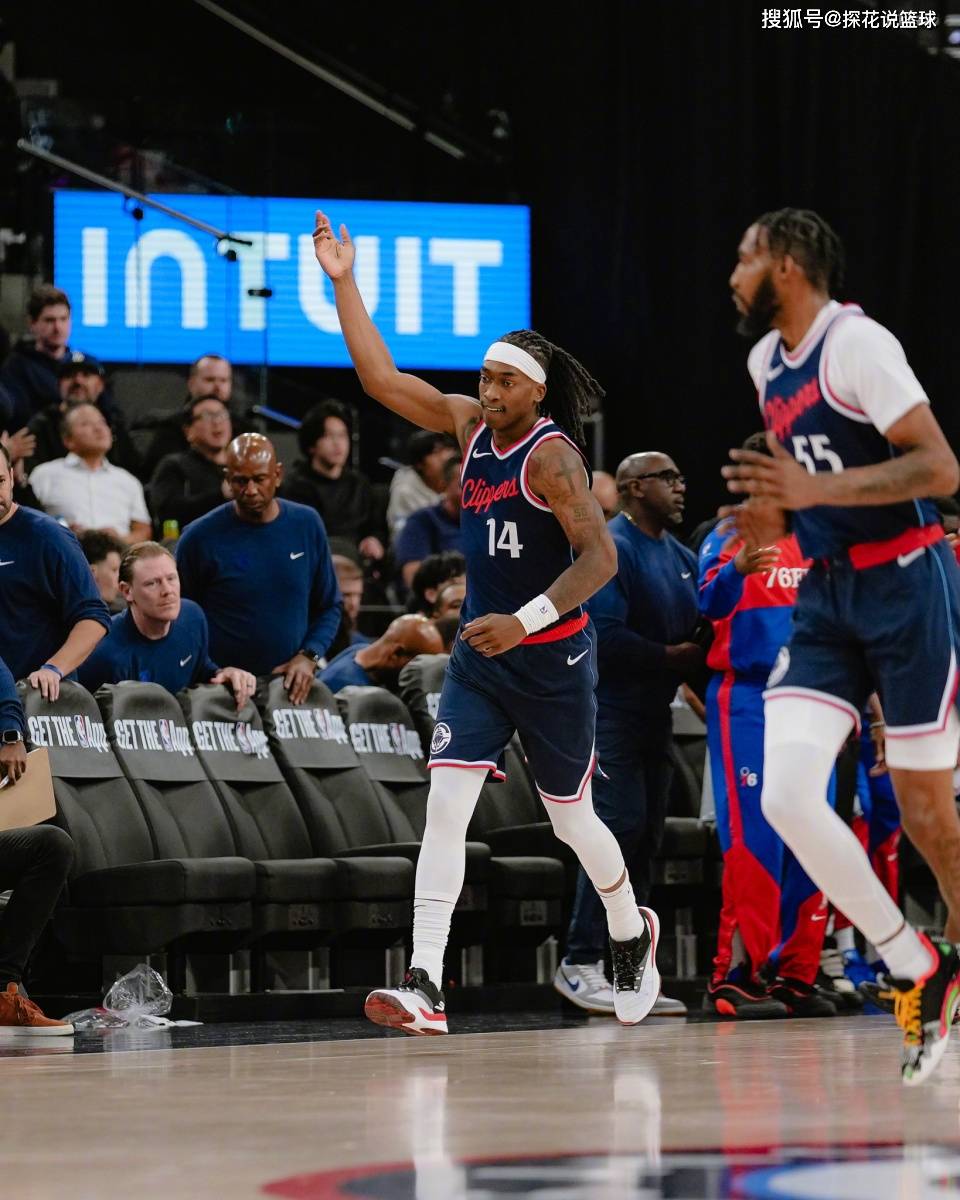 B体育体育电竞-关于美国大学篮球联赛：新赛季将有惊喜球队崛起的信息