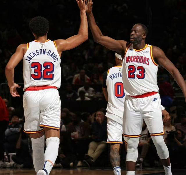 B体育体育培训-关于湖人擒下国王，继续领跑西部的信息