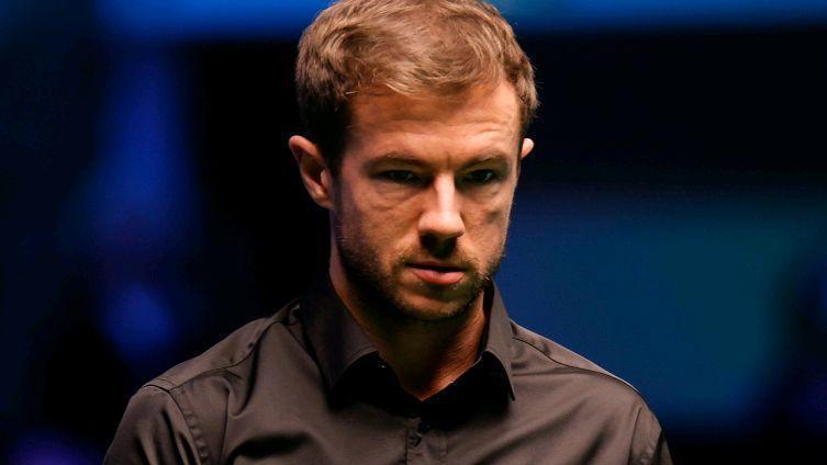 爱尔兰队主场大胜奥地利队，成功晋级淘汰赛