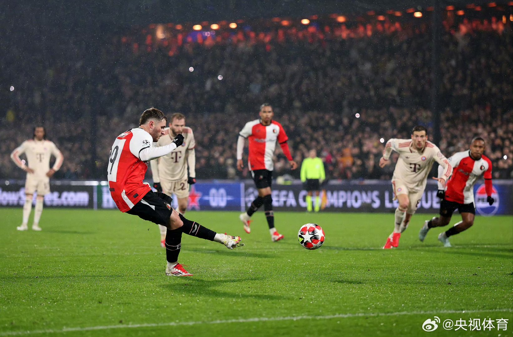 关于乌迪内斯奋力抗衡拜仁,保卫主场的信息 关于乌迪内斯奋力抗衡拜仁,保卫主场的信息