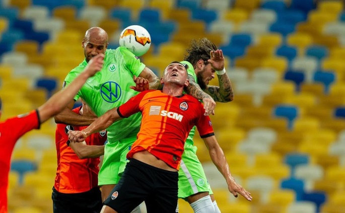 B体育体育app-沃尔夫斯堡惊险获胜，实现绝地反击的简单介绍