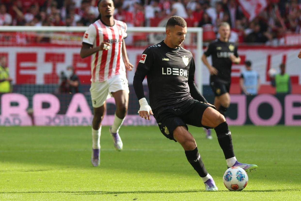 关于斯图加特球员全情投入,近期战绩靓丽的信息 关于斯图加特球员全情投入,近期战绩靓丽的信息