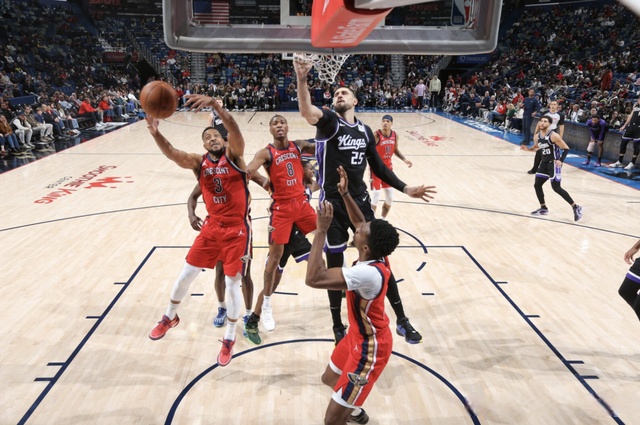 鹈鹕主场战胜活塞，重返胜利轨道的简单介绍